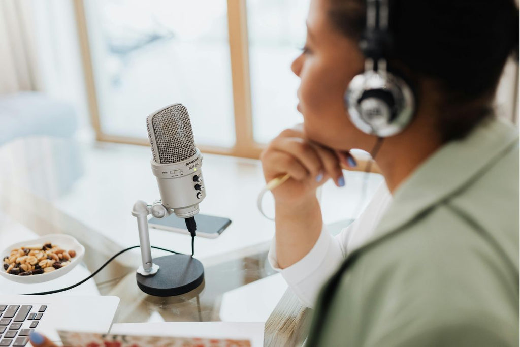 Best Budget Microphones Under £100: Streaming & YouTube